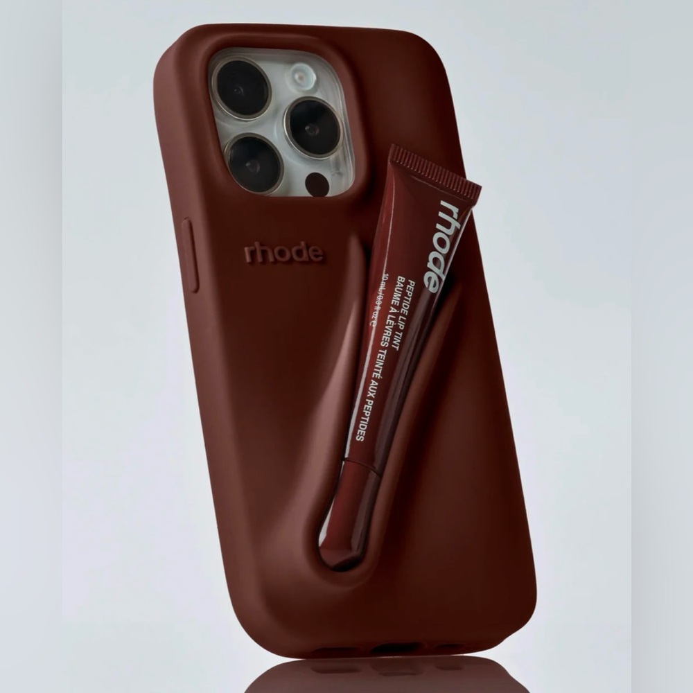 Rhode - iPhone 16 Pro Case (Espresso)